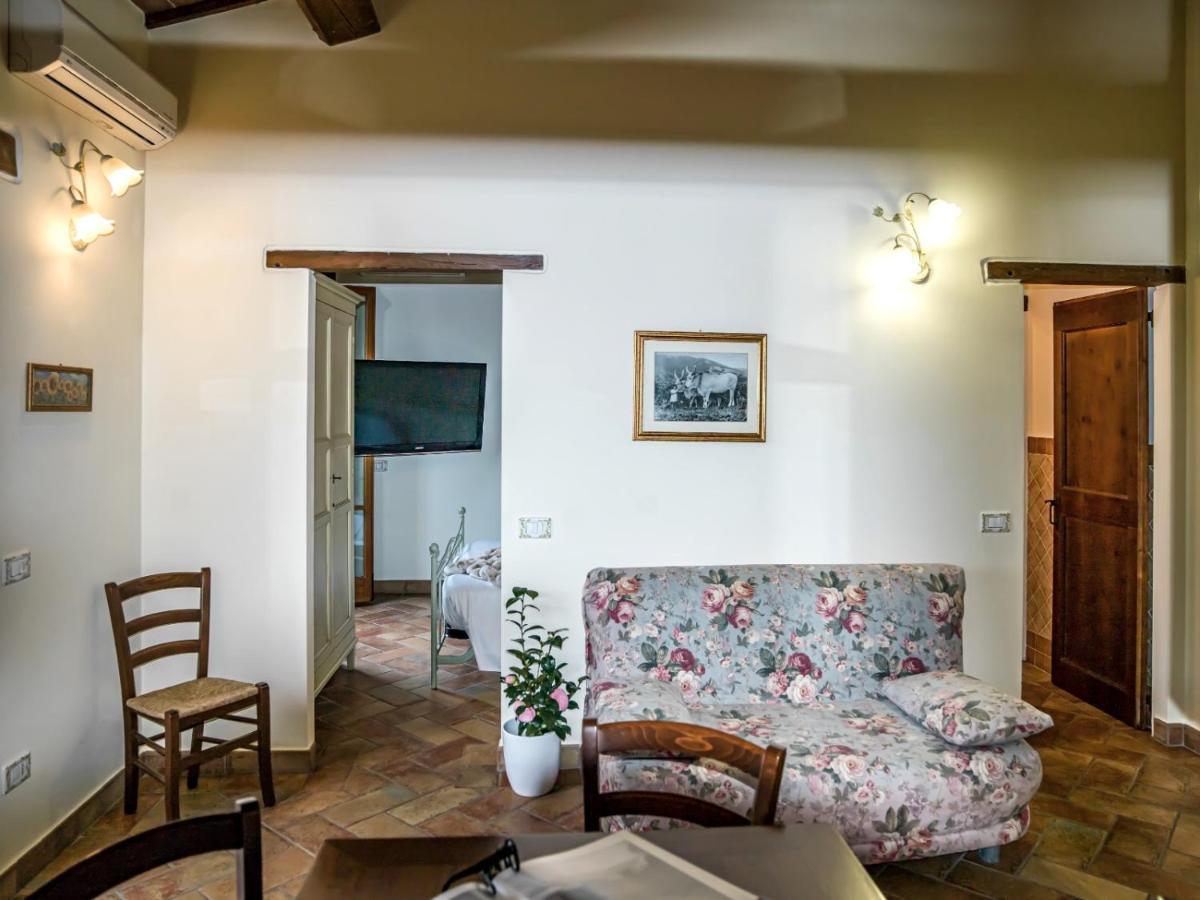 Valle Del Metauro Country House Montemaggiore al Metauro Buitenkant foto