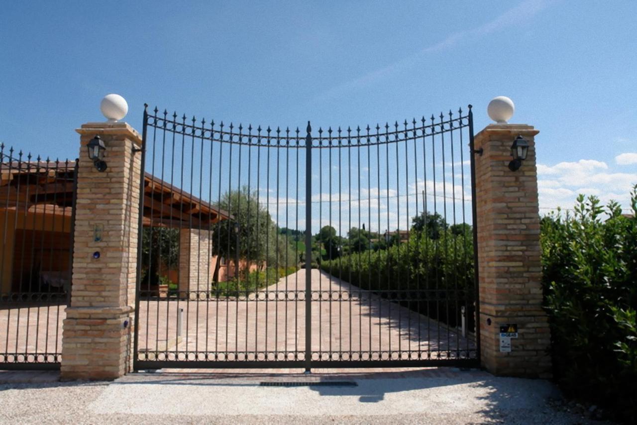Valle Del Metauro Country House Montemaggiore al Metauro Buitenkant foto